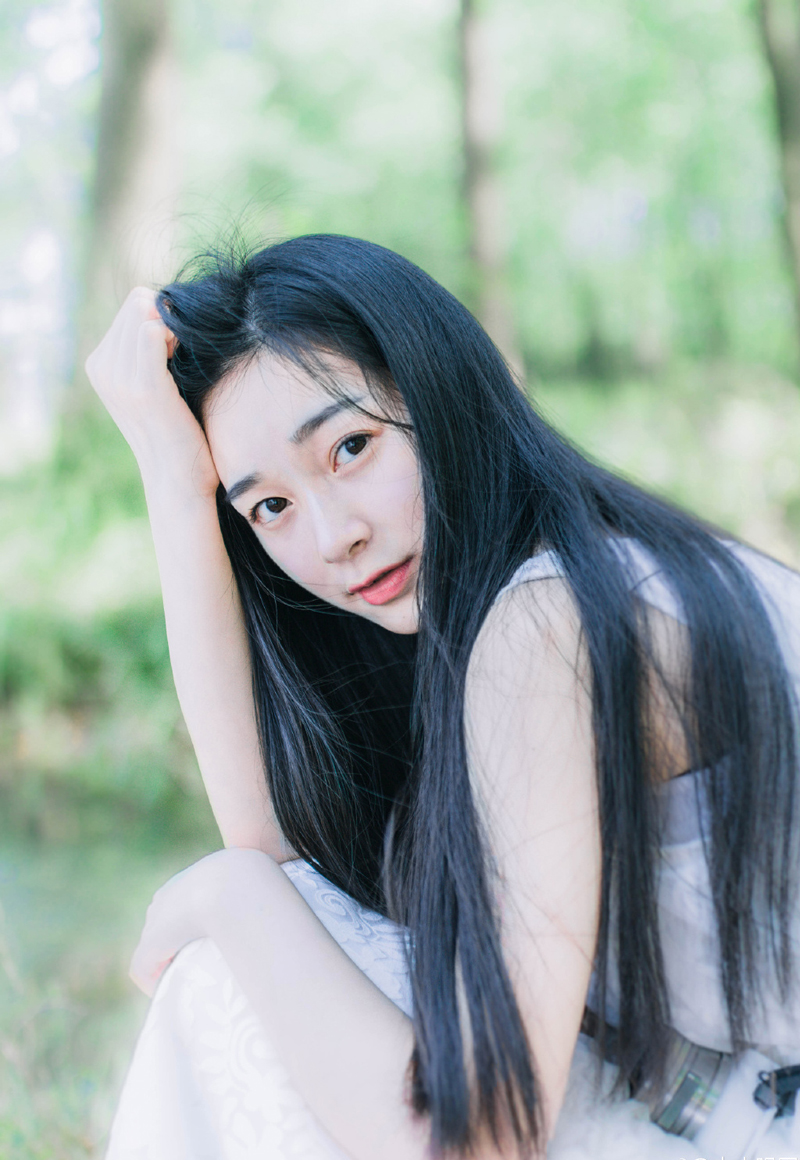 然而曹操不是项羽，吕布也不是当年已经没落的秦国，关中集团的战斗力之强悍，远远超出了刘备的认知，而之后源源不断的胡人被送过来跟他们拼命，让刘备有些受不了了，心中已经萌生了退意，尤其是诸葛亮在信中已经说明了荆襄局面不太好，而诸葛亮也要准备出兵蜀中，为了防止江东趁虚而入，需要刘备回荆州坐镇。